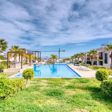 In * フィネストラット